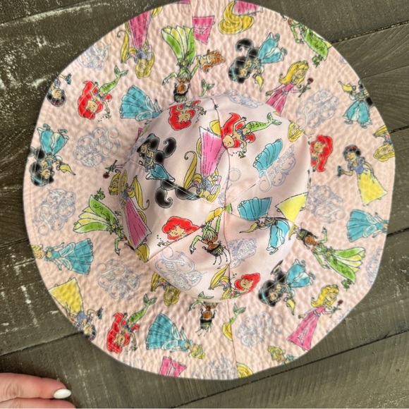 DISNEY PARKS Infant Disney Princess‎ Floppy Bucket Sunhat Sun Protection - Picture 2 of 6